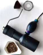 [NEW 2024!] เครื่องบดกาแฟ MOMENTEM "Dual Burr" Hand Grinder (Double Grind + Sifter) - Image 6