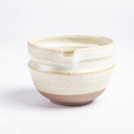 ชามชงชา มัทฉะ พร้อมปากเท Matcha Stirring Bowl with Spout (Color Choice) - Image 3