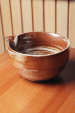 ชามชงชา มัทฉะ พร้อมปากเท Matcha Stirring Bowl with Spout (4 Color Choices) - Image 10