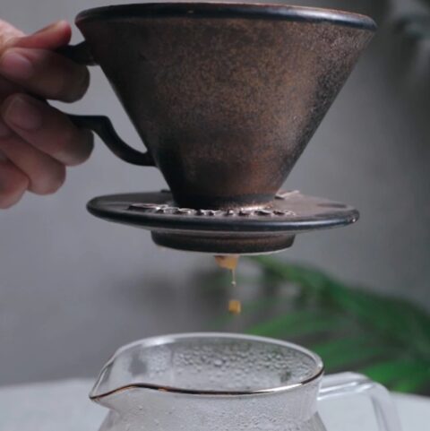 ดริปเปอร์เซรามิค Brewista "Tornado" Porcelain Dripper (1-2 Cups) Color Choice - Image 3
