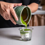 TOMOCHA ชามชงชา ทรงสูง พร้อมปากเท Matcha Stirring Bowl with Spout (Color Choice) - Image 6