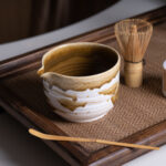 TOMOCHA ชามชงชา ทรงสูง พร้อมปากเท Matcha Stirring Bowl with Spout (Color Choice) - Image 4